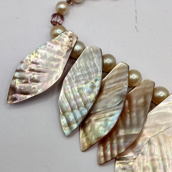 MOP/Abalone Necklace - Picture 5 of 7